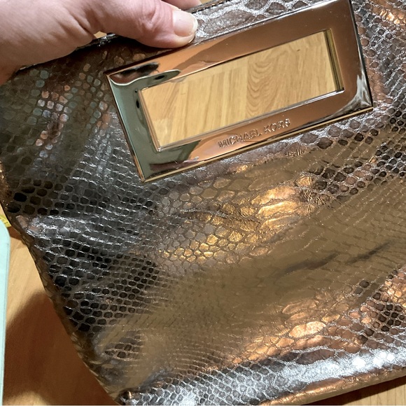 Michael Kors Metallic Silver Faux Leather, chain/strap, EUC - Picture 7 of 9